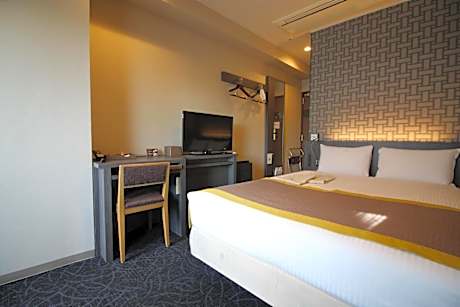Double Room - Non-Smoking