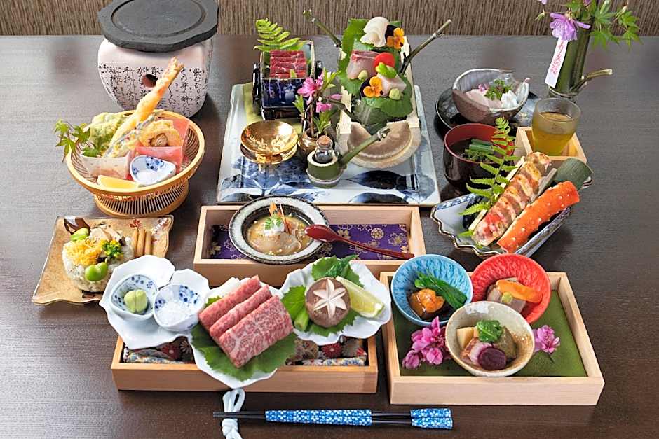 Yufuin Bessou Shikisai Hotel