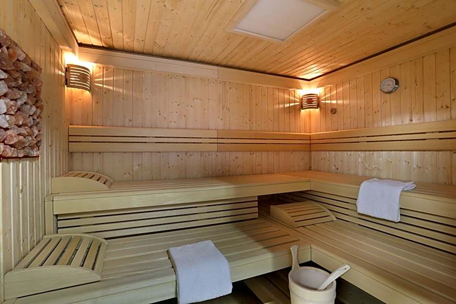 The Originals City, Hotel Les Thermes de l'Avenue, Dax (Inter-Hotel)