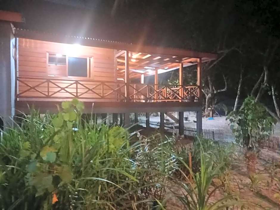 Sunset Surfing Villas Mentawai