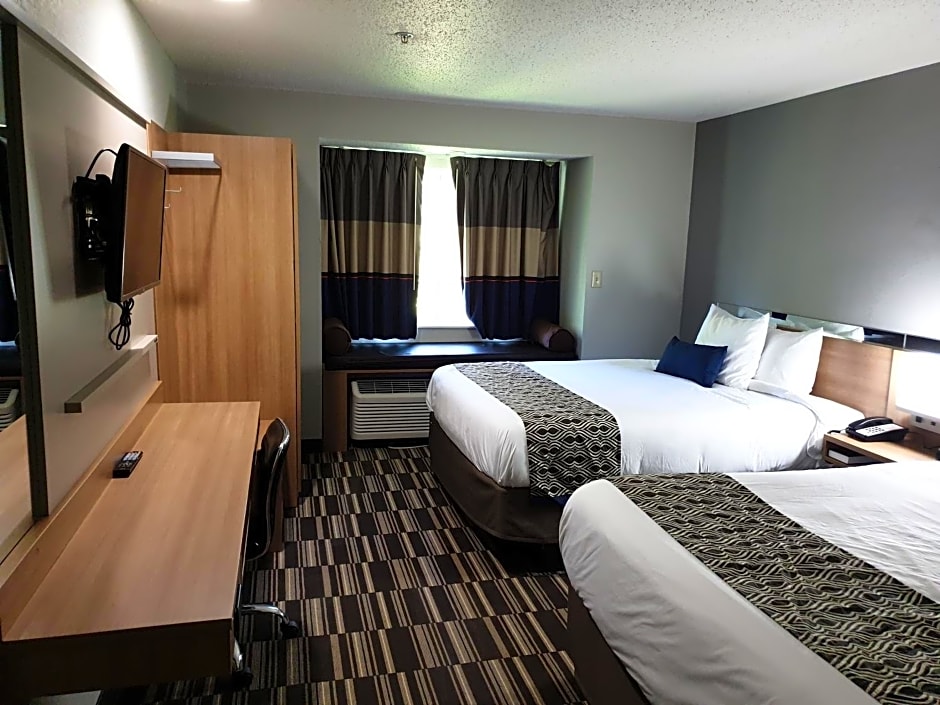 Microtel Inn & Suites by Wyndham Augusta Riverwatch