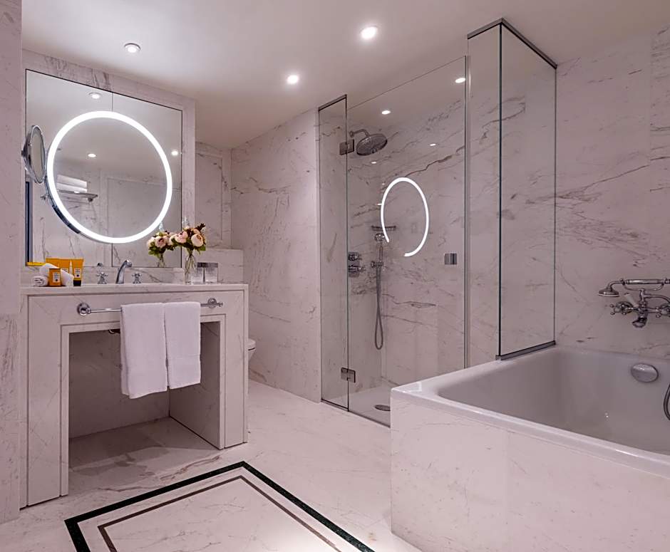 L'Hotel du Collectionneur Paris