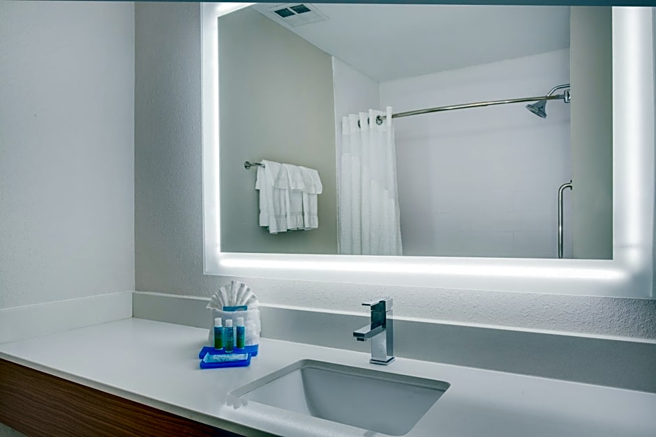 Holiday Inn Express & Suites Fleming Island By IHG