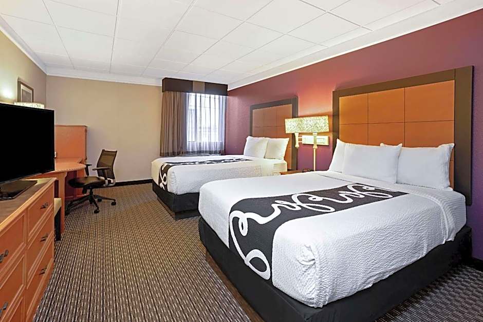 La Quinta Inn & Suites by Wyndham Tacoma Seattle