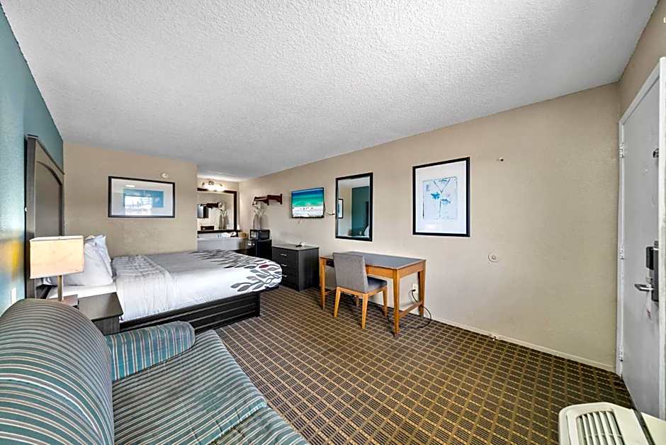 Executive Inn - Panama City Beach
