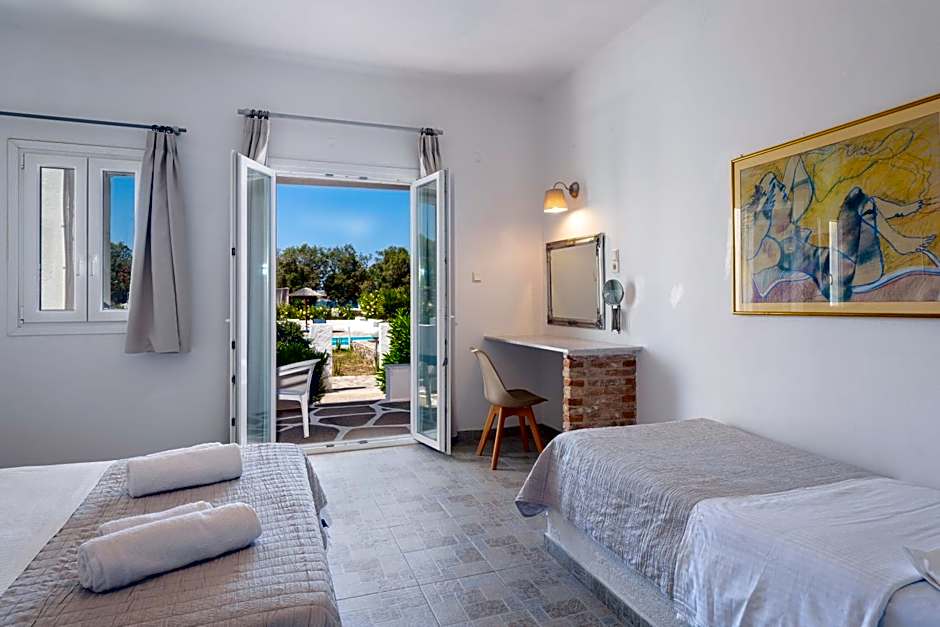 Naoussa Hotel Paros by Booking Kottas