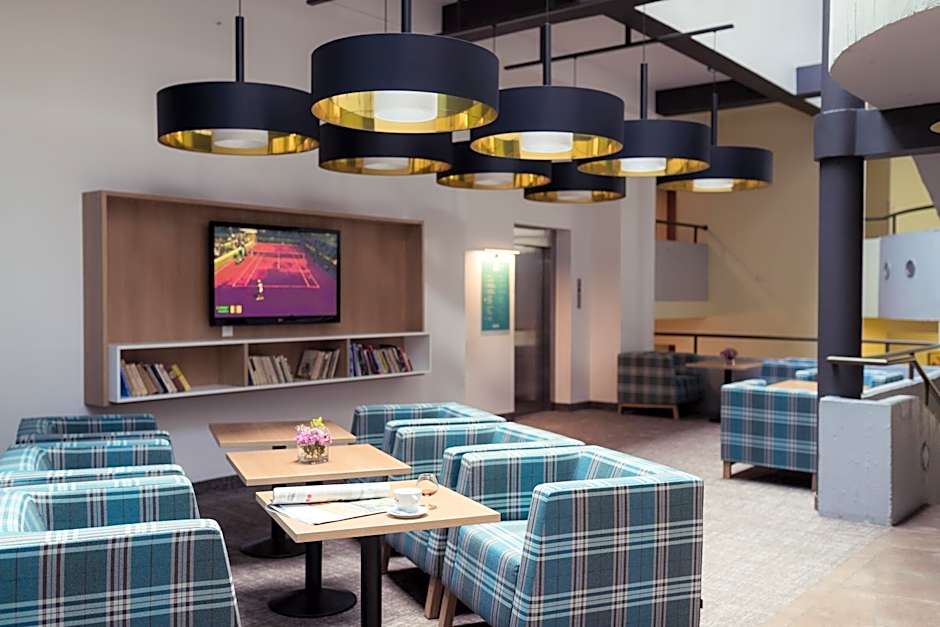 Strand Spa & Conference Hotel