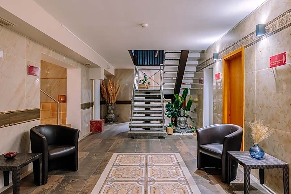 Grand Muthu Oura View Beach Club