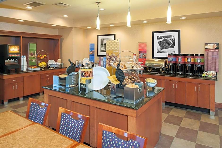Hampton Inn By Hilton Macomb