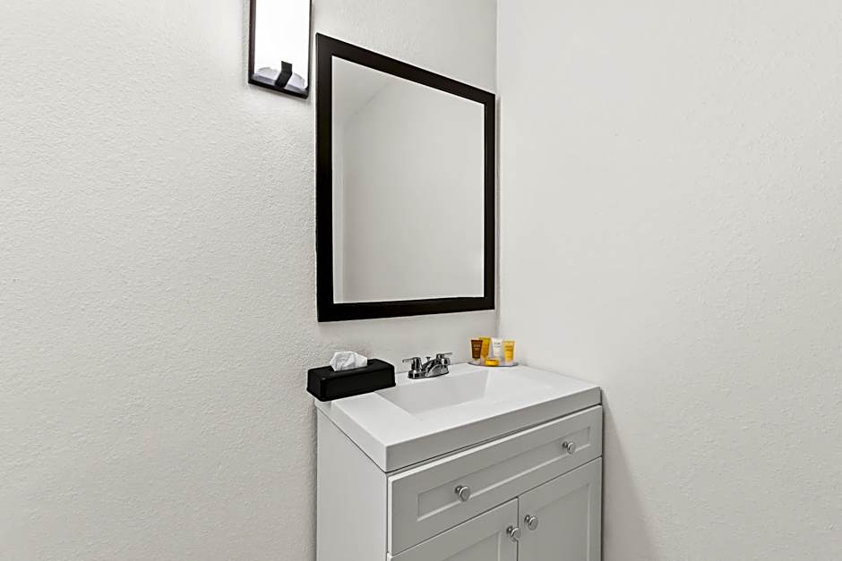 Sonesta Essential Beaumont