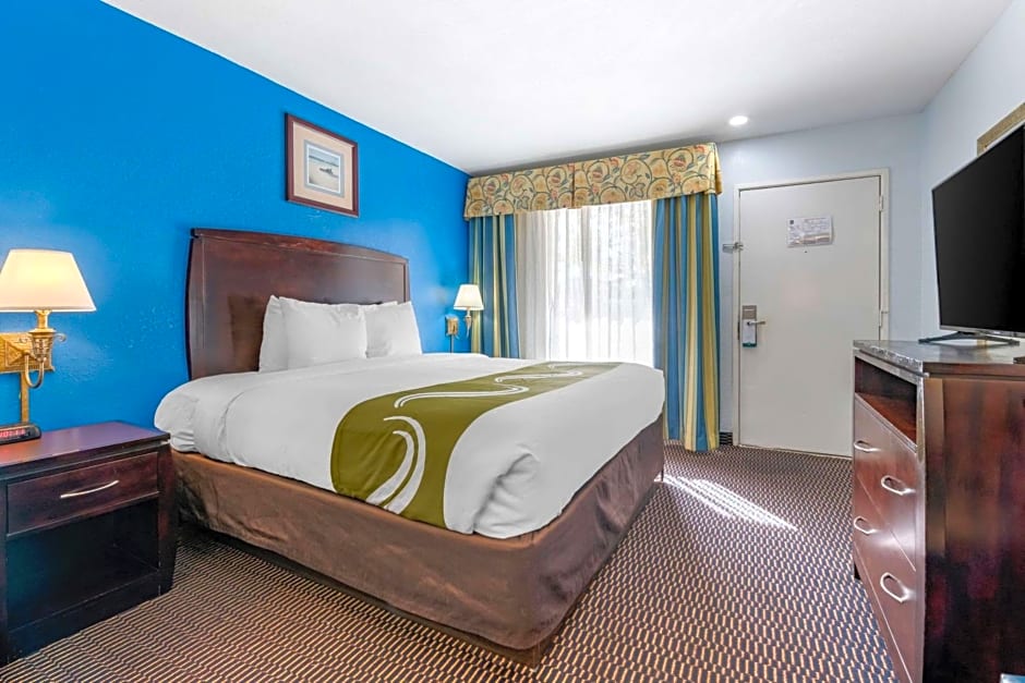 Quality Inn Sarasota North Near Lido Key Beach