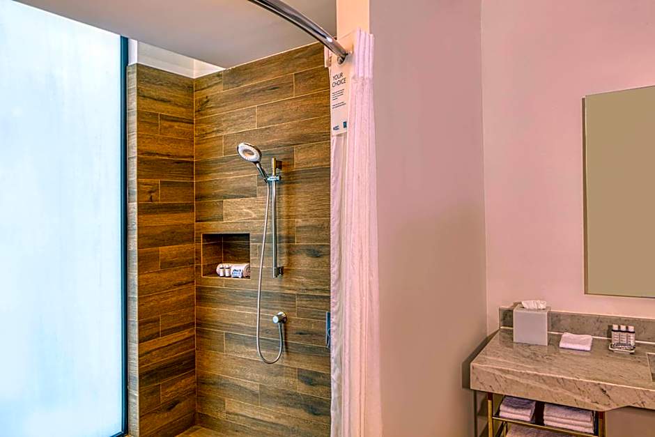 AC Hotel by Marriott Queretaro Antea