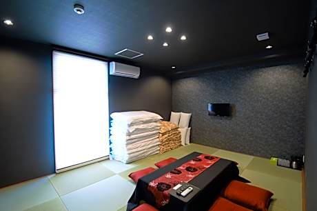 Japanese Family Room