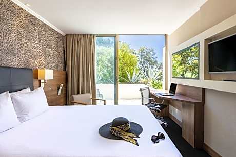 Double Room with Garden View - Disability Access