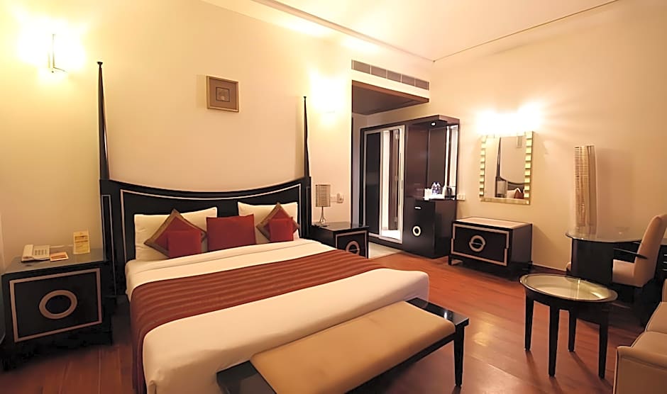 Venizia Sarovar Portico Delhi