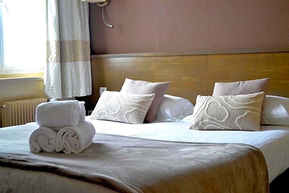 Brit Hotel Le Surcouf