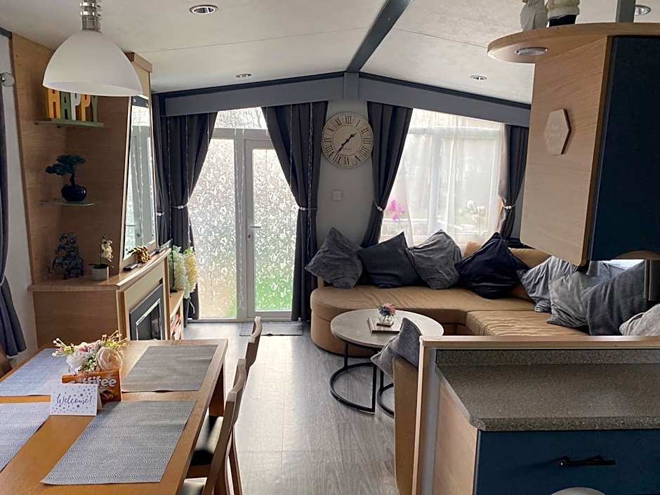 Luxury Holiday Home Happiness at Tattershall lake#