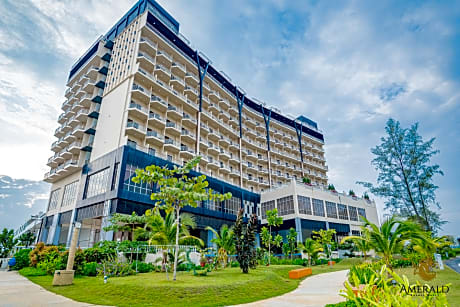 Amerald Resort Hotel