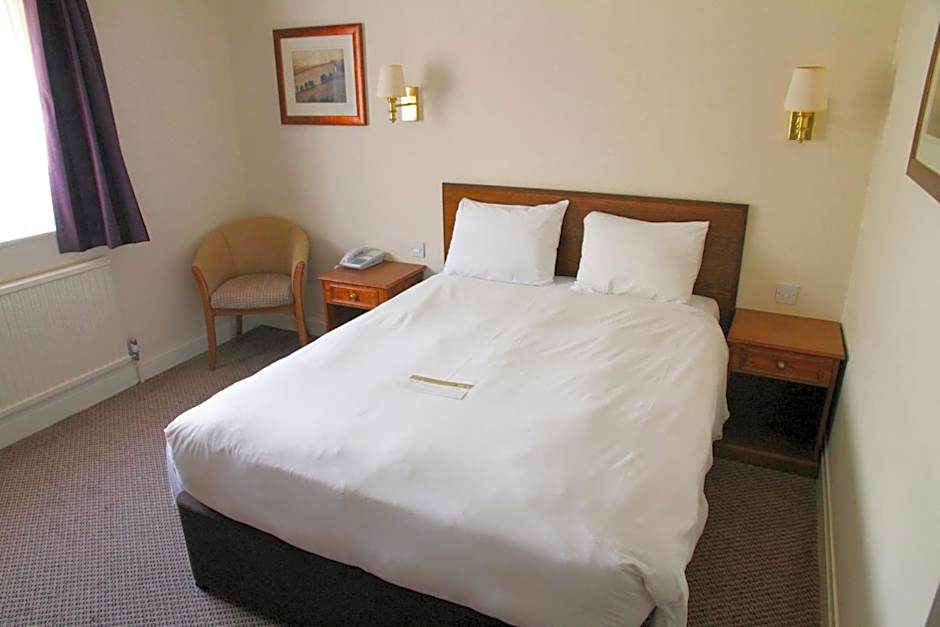 Raven Hotel by Greene King Inns