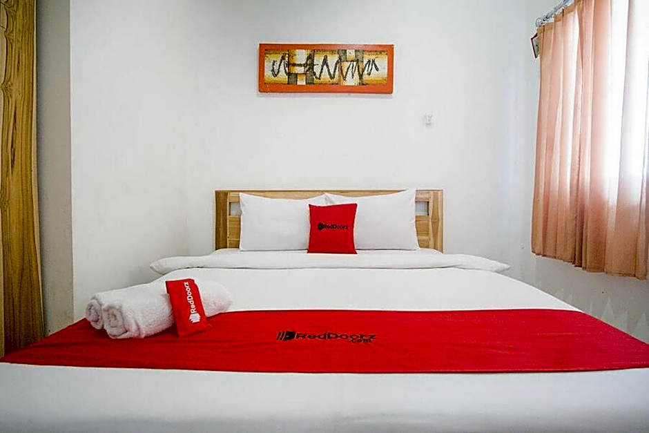 RedDoorz @ Jalan Gatot Subroto Denpasar