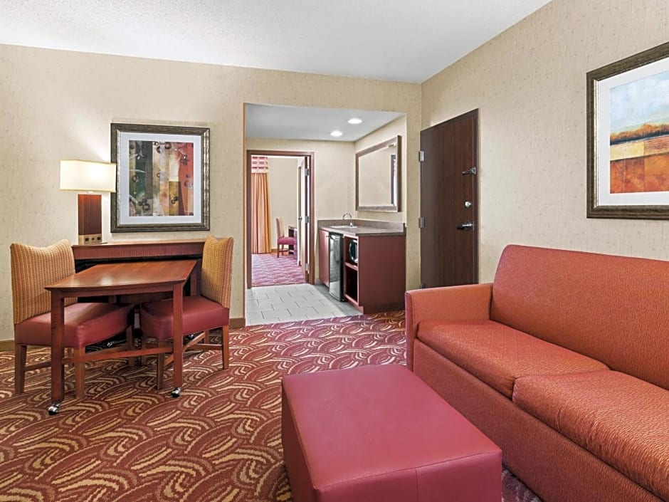 Embassy Suites By Hilton San Marcos Hotel, Spa And Conference Center