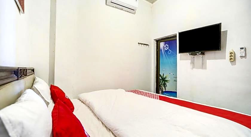 OYO 90645 Karisma Residence