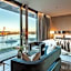 Hotel Riverton