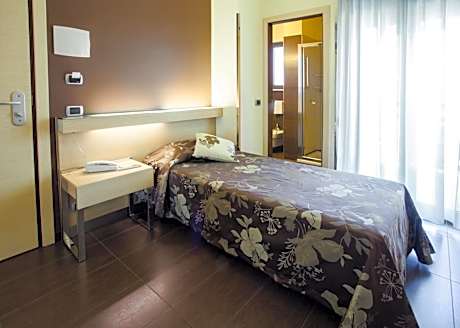 Superior Single Room