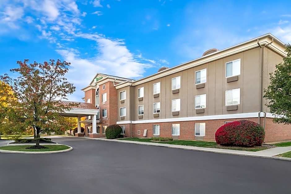 Holiday Inn Express Hotel & Suites Marion By IHG