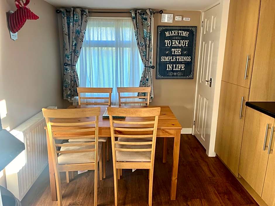 Red Deer Village Holiday Park - 2 Bedroom, Self-Catering Chalet