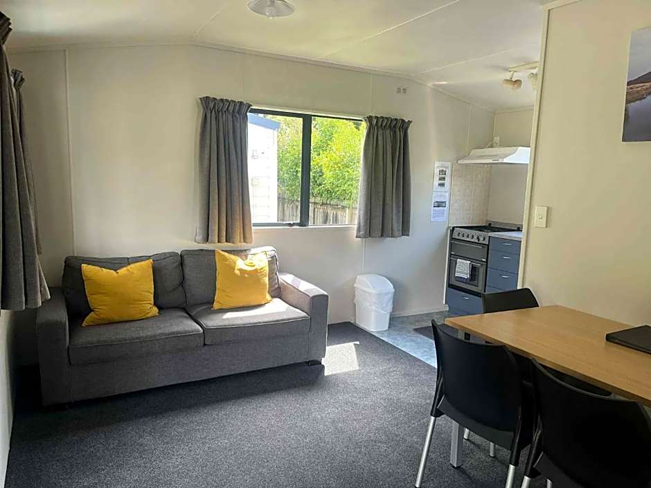 Stratford Motel & Holiday Park