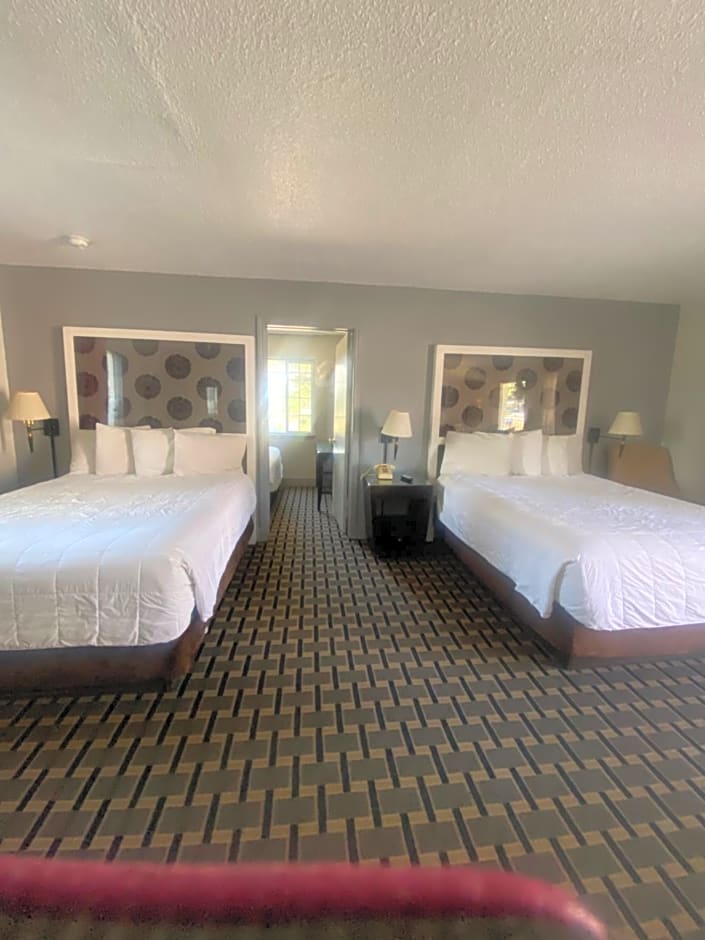 Budget INN At The Heavenly Gondola