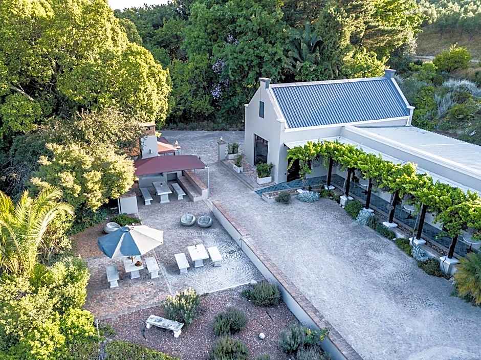 Avemore Orchard Apartment with Backup power