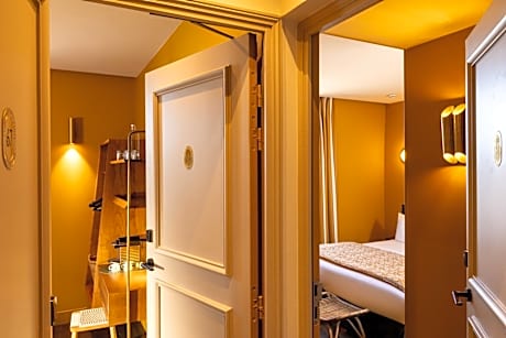Two Connecting Double Rooms