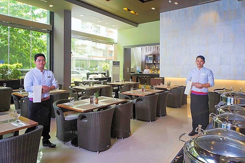 The B Hotel - Alabang