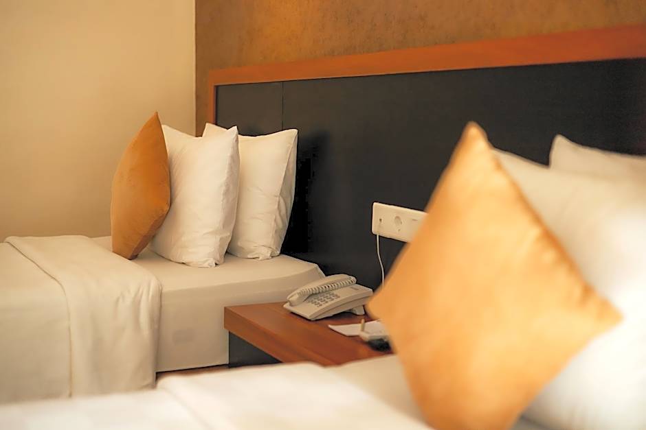 Fourteen Roses Beach Hotel