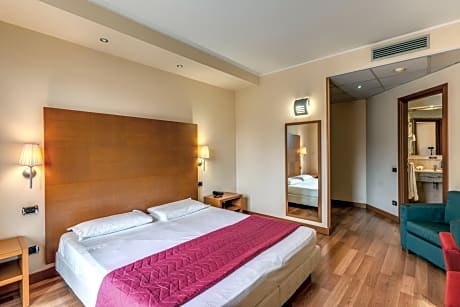 Superior Double Room with Spa Bath