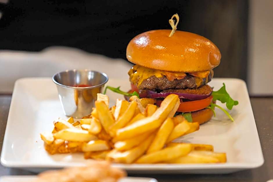 Holiday Inn Saskatoon Downtown By IHG