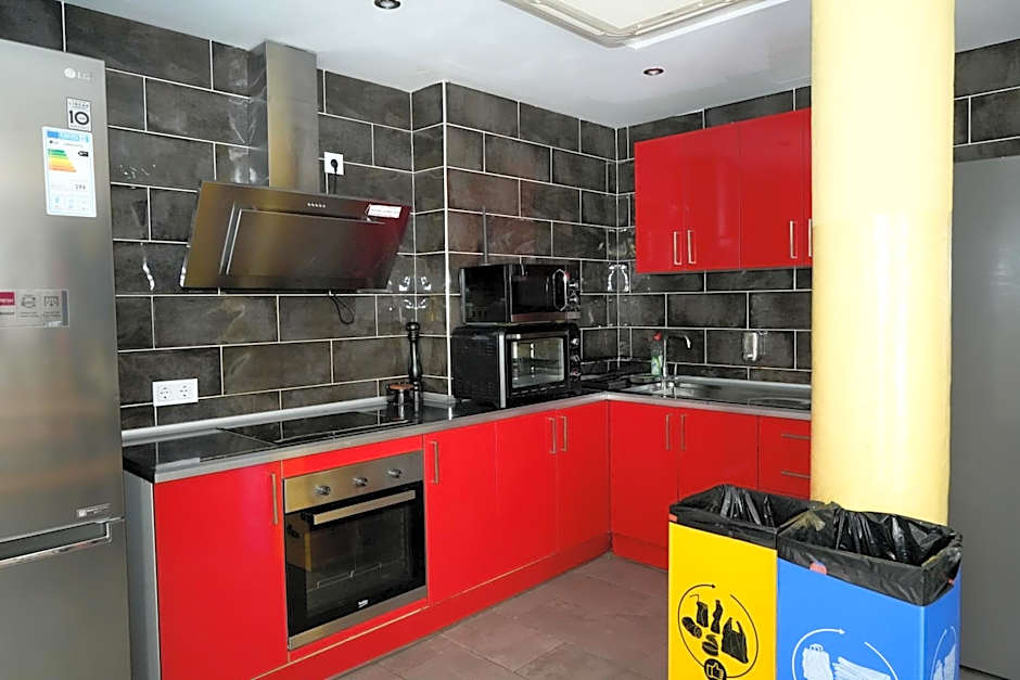 New Art Hostel - Albergue Juvenil