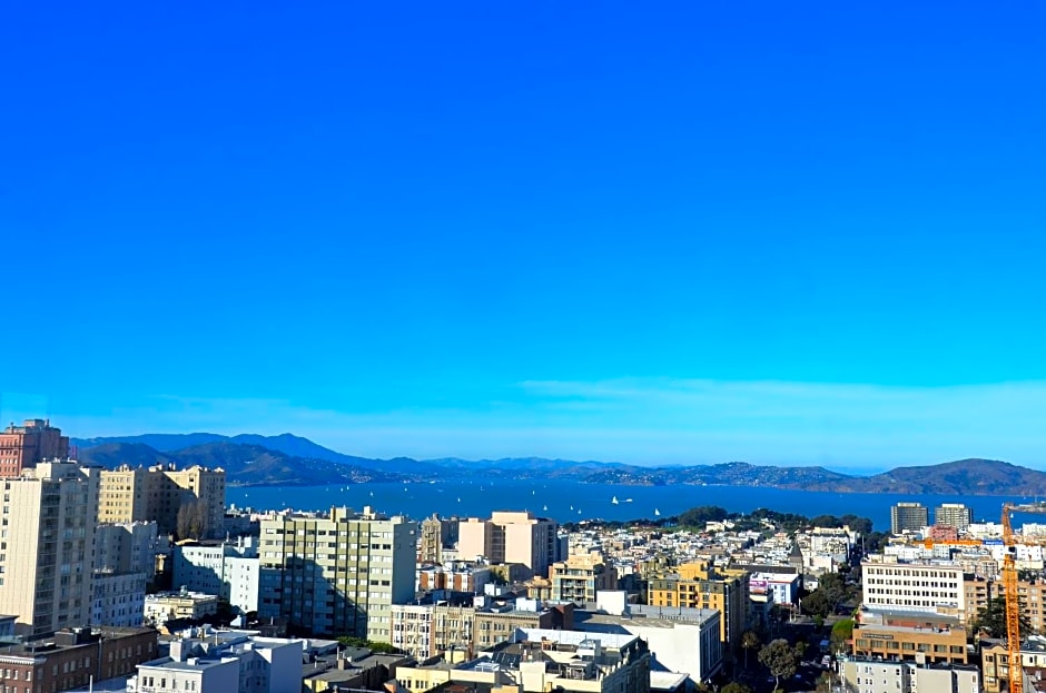 Holiday Inn San Francisco - Golden Gateway, an IHG Hotel with no Resort Fee