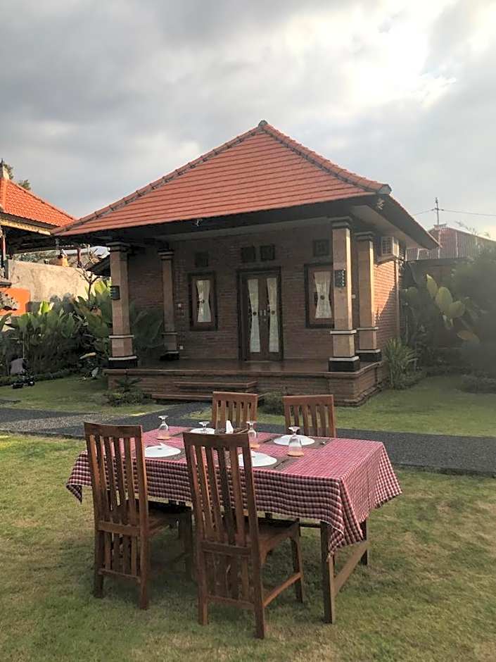 Tamansari Homestay