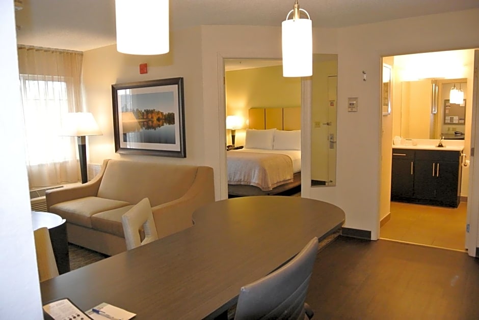 Candlewood Suites Washington-Fairfax
