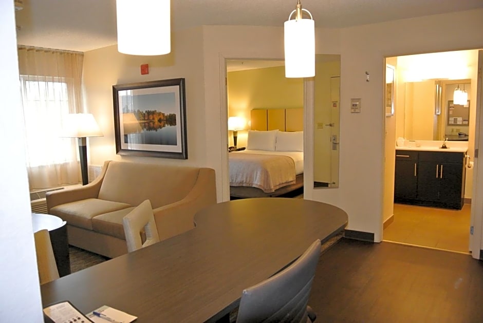 Candlewood Suites Washington-Fairfax by IHG