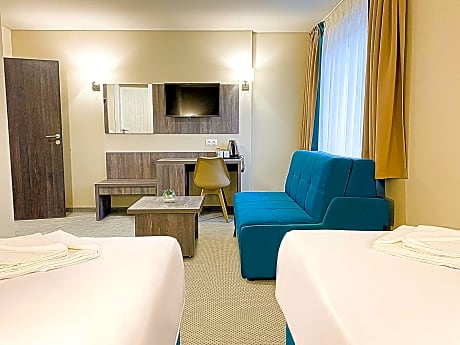 Deluxe Double or Twin Room