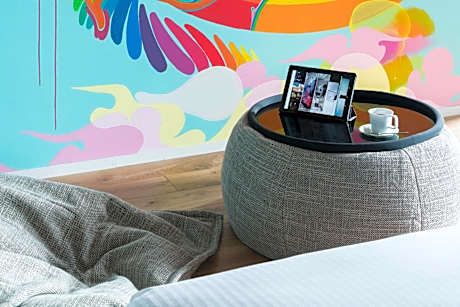 360° Immersive Mural & Light “NEXTEFX” by Mon Koutaro Ooyama (#BCTION, DOPPEL)