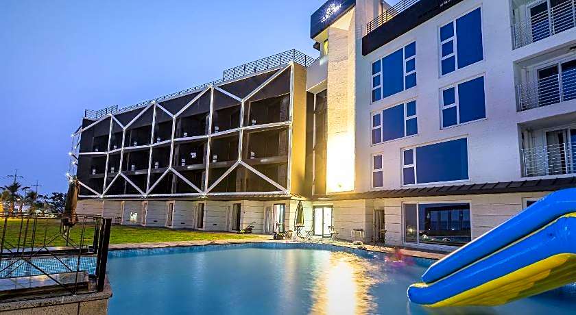 GLADSHEIM HOTEL