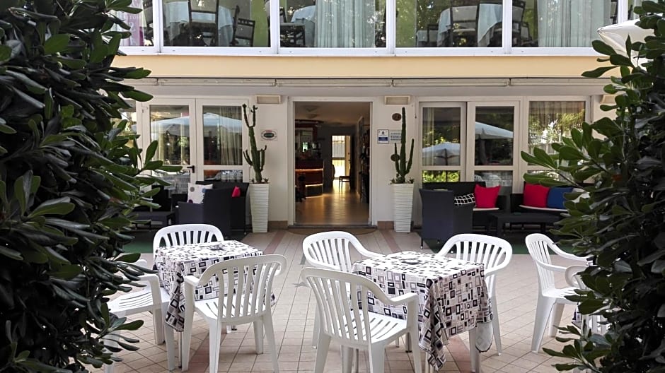 Hotel Sandra