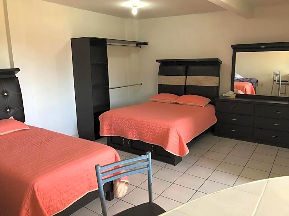 HOTEL LAS FUENTES