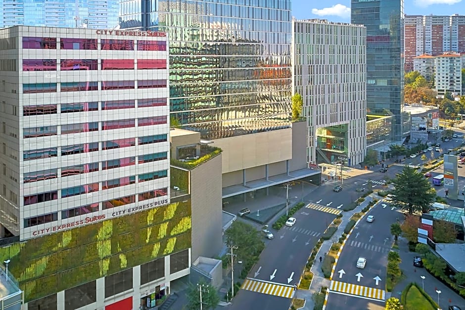 City Express Plus by Marriott Ciudad de México Santa Fe