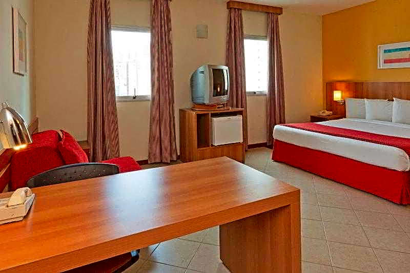 Holiday Inn Express Sumare Avenue